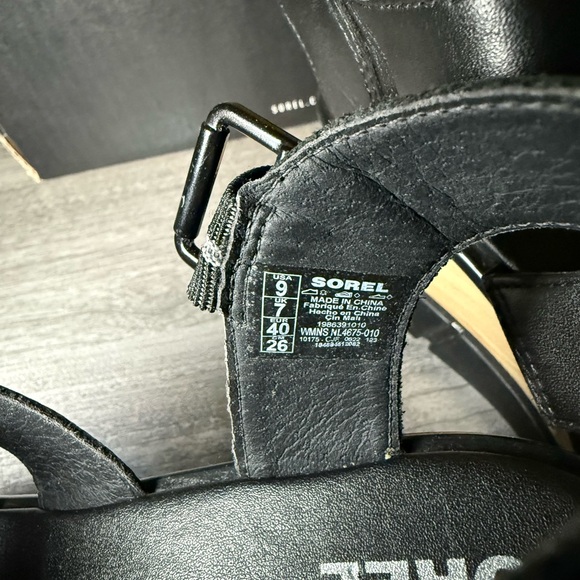 Sorel Black Leather Strappy Sandals Joanie III - Picture 3 of 3